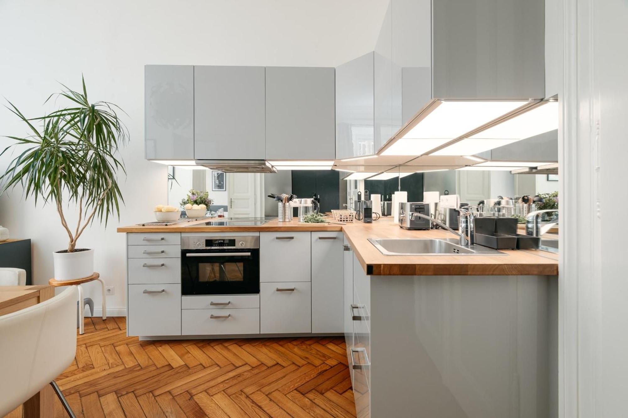 Comfortable And Cosy Apt A Few Steps From Dancing House And Naplavka Dance Prague Exterior photo